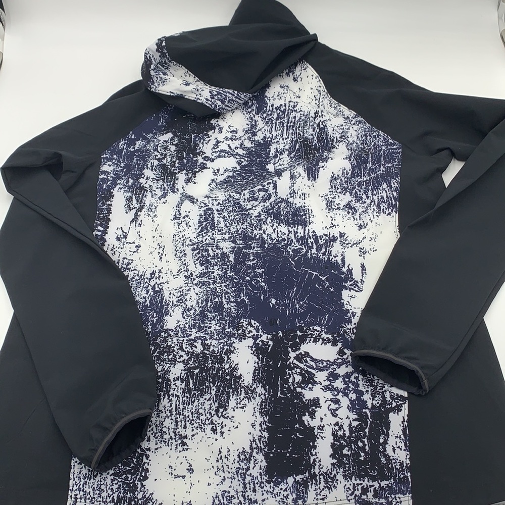 Under Armour Jacket - Picture 7 of 9